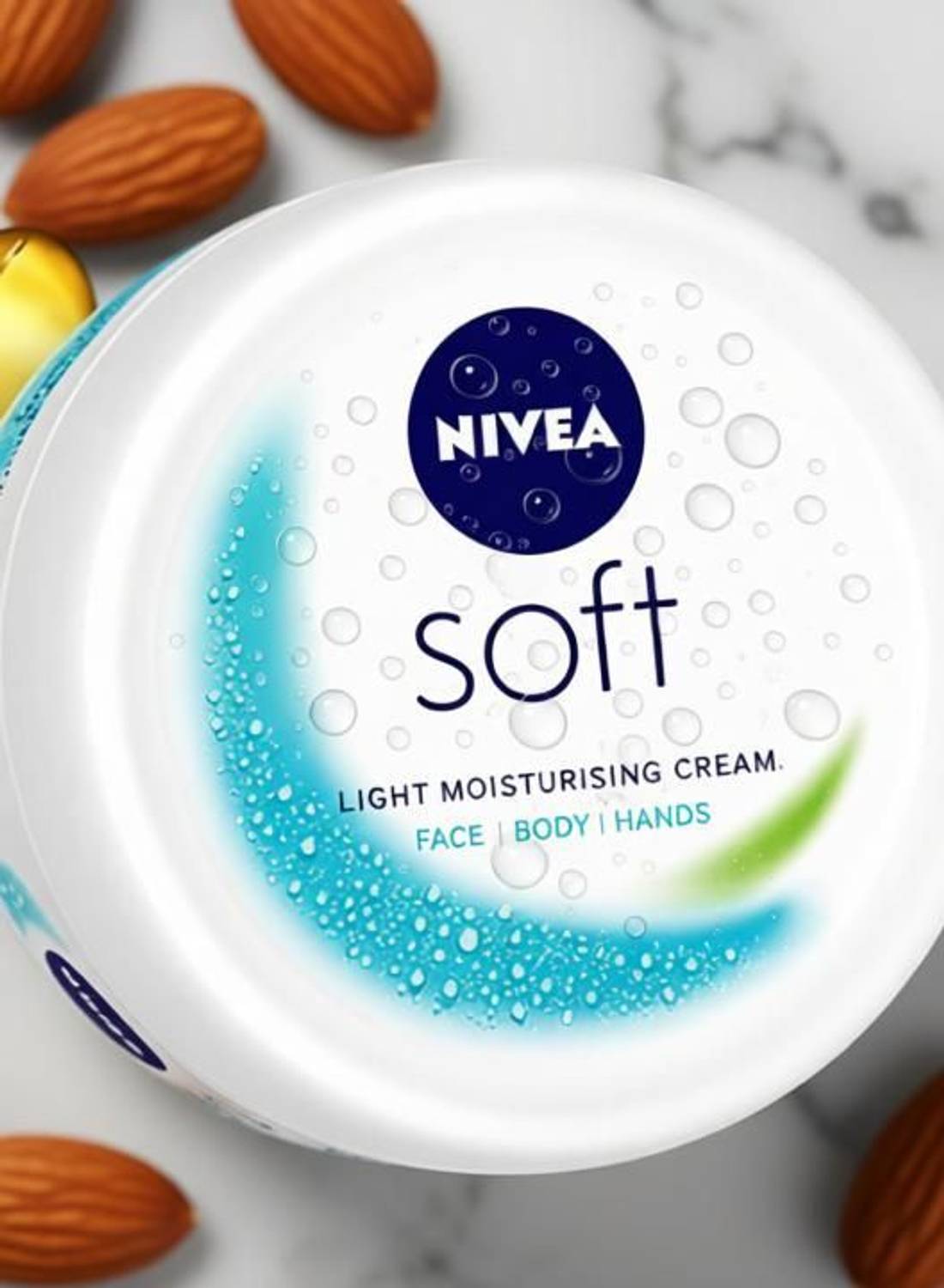 NIVEA Soft Light Moisturizing 300ml Crèam - Image 4