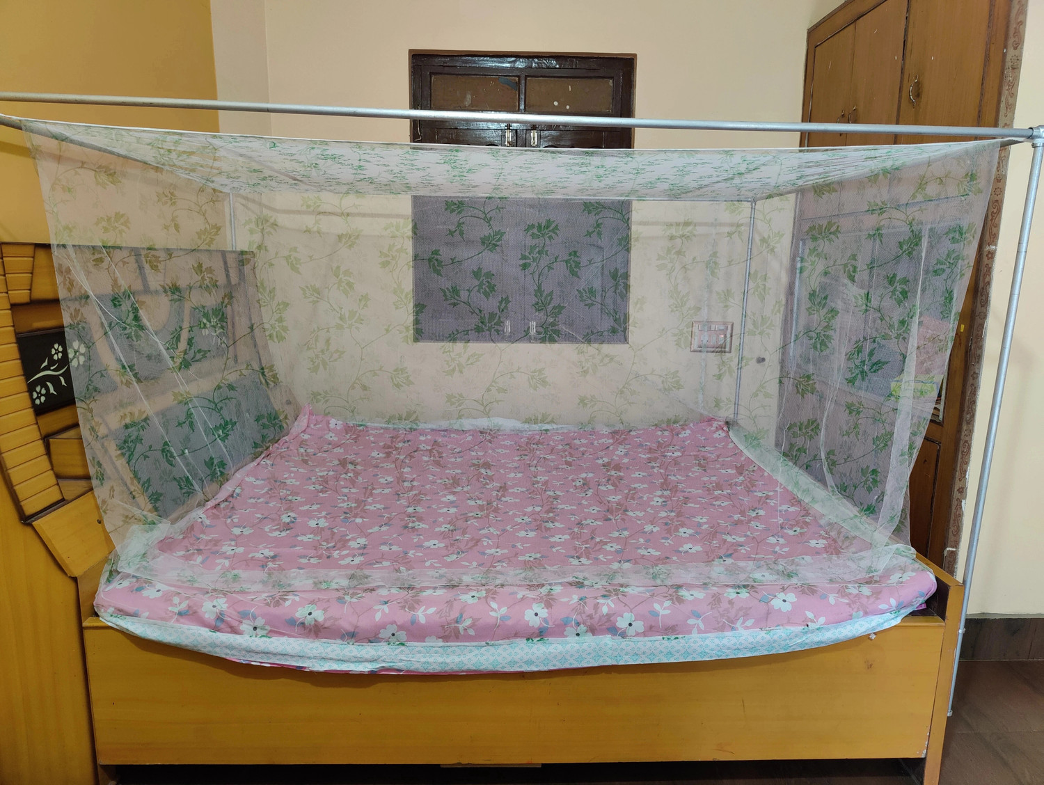 Image of Pappu Industry Best Quilty Mosquito Net Square Plain 4x6 Foldable Flexible for Double Bed Cotton Washable Adults Mosquito Net