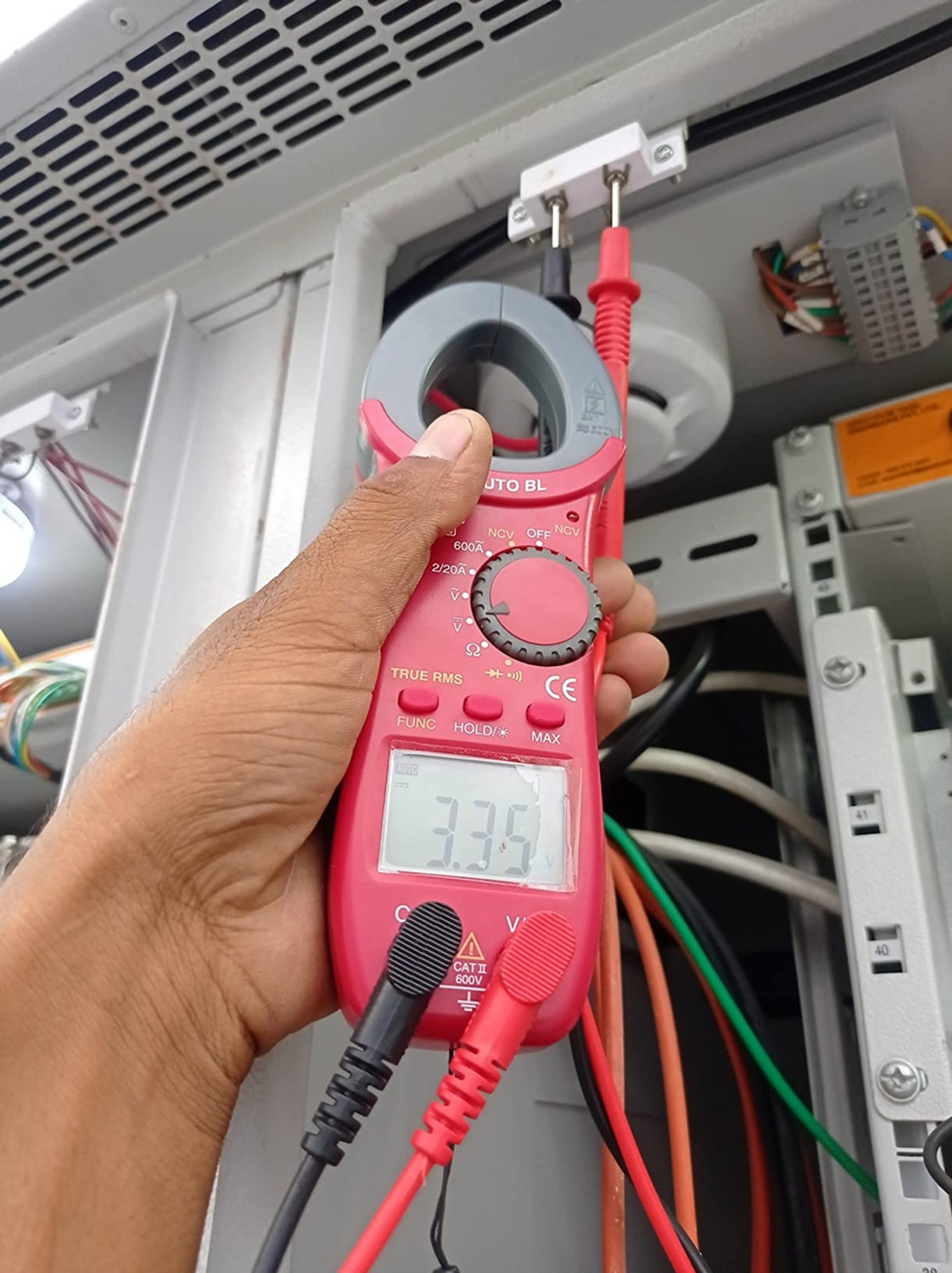 Image of HTY Meco-27 Auto BL digial clampmeter 600A AC With 1 Year warranty Digital Multimeter