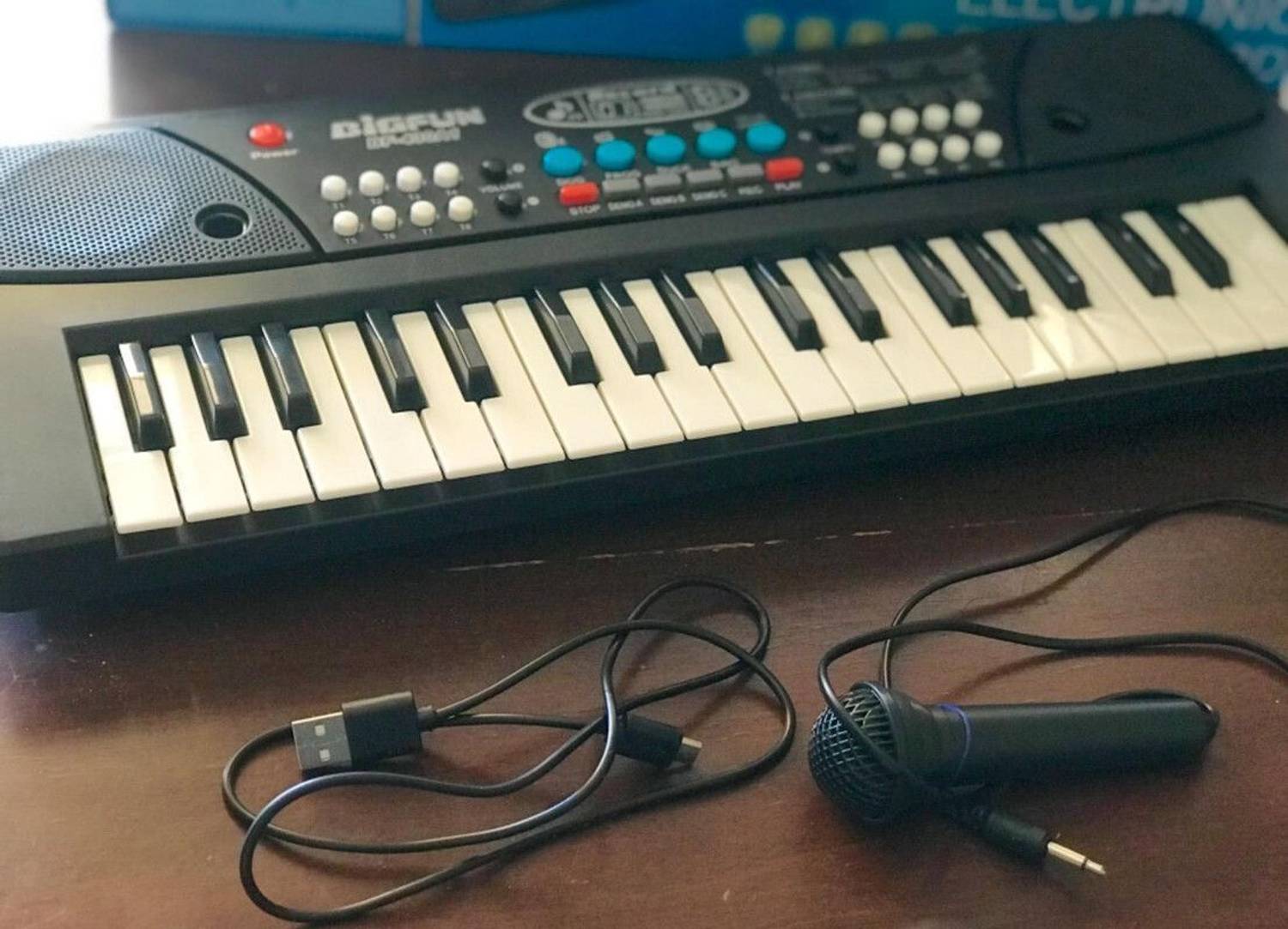 BIGFUN The 37 Key Piano Keyboard Toy with Recording, Mic and USB Cable for Power-95
