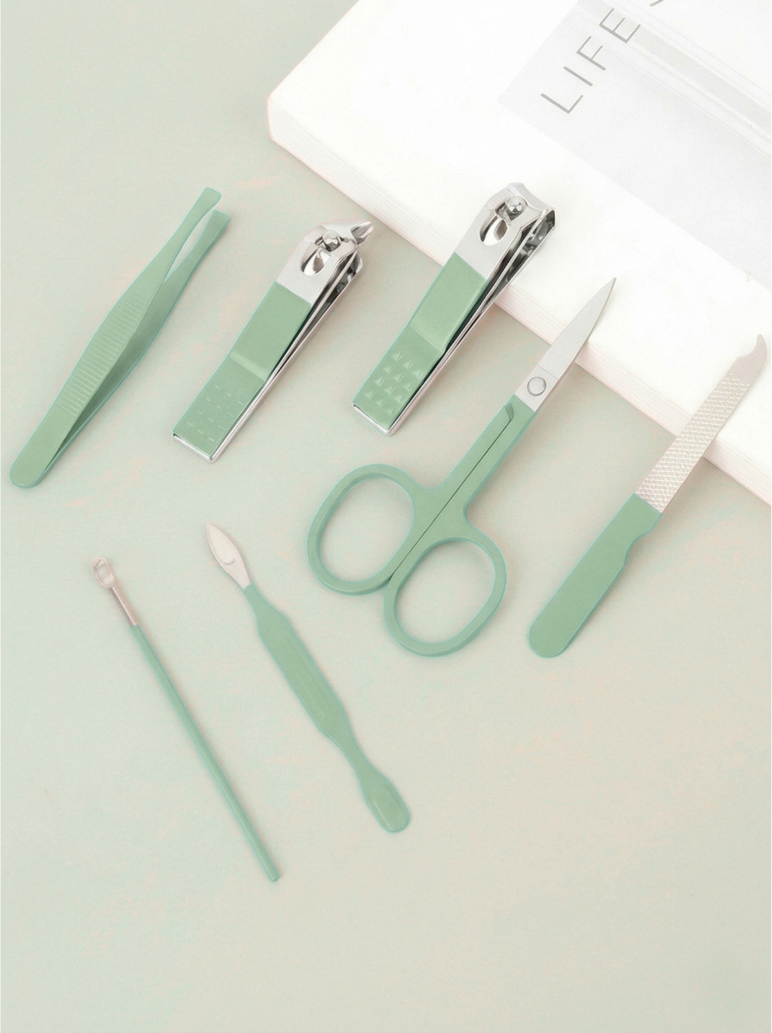 Image of MINARA 7 In 1 Manicure, Pedicure and Grooming Kit Green