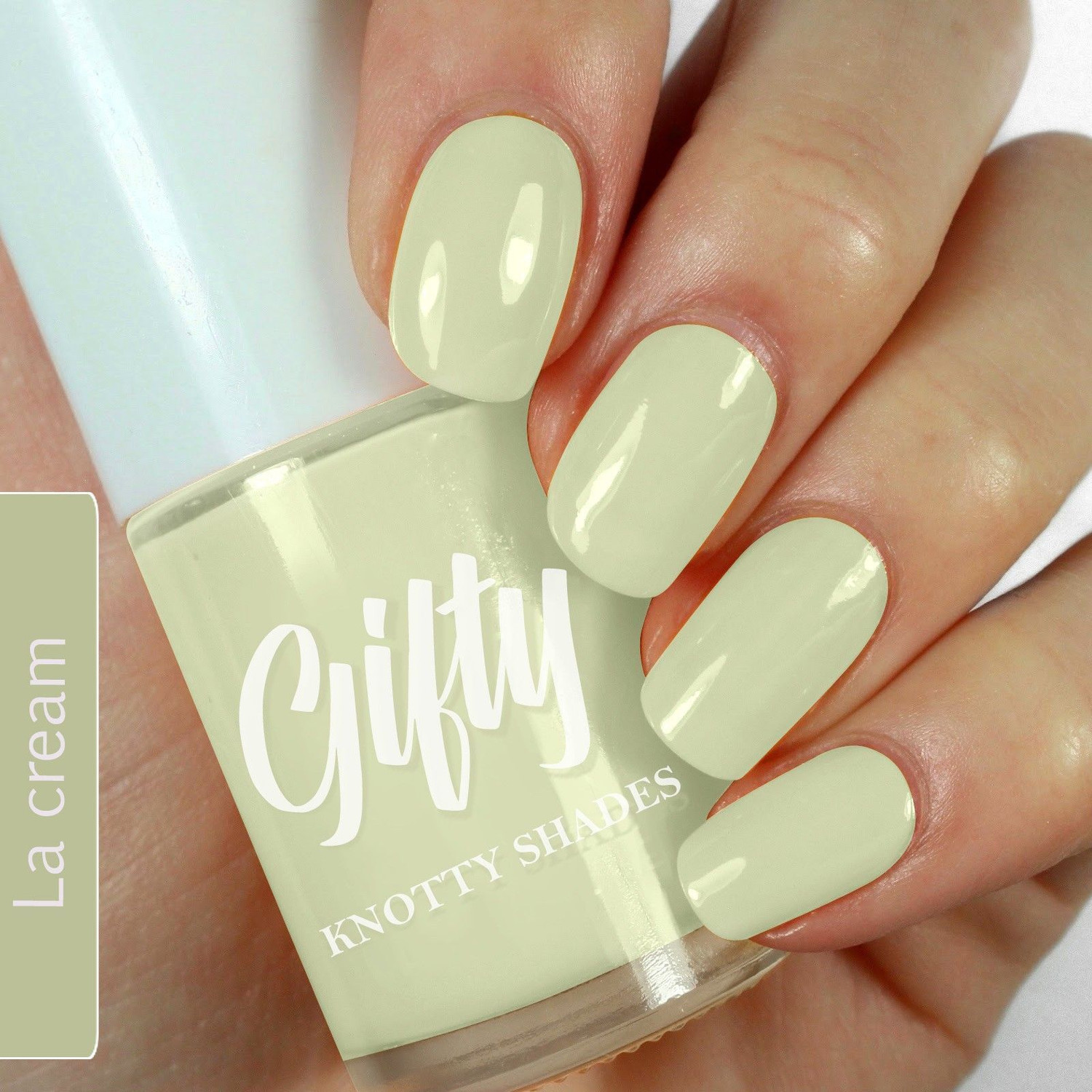 Image of GIFTY No Toxin Nail Lacquer Courage to Change Combo of 4 Be Bold,La Cream,Bubbly Champagne,Coco