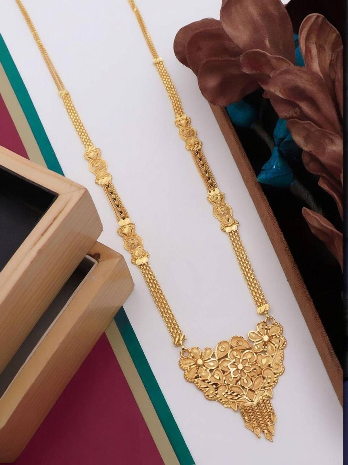 Bhumi09 Micro Gold Plated Necklace Chain For Women/Girls Stylish Agate Gold-plated Plated Brass Necklace