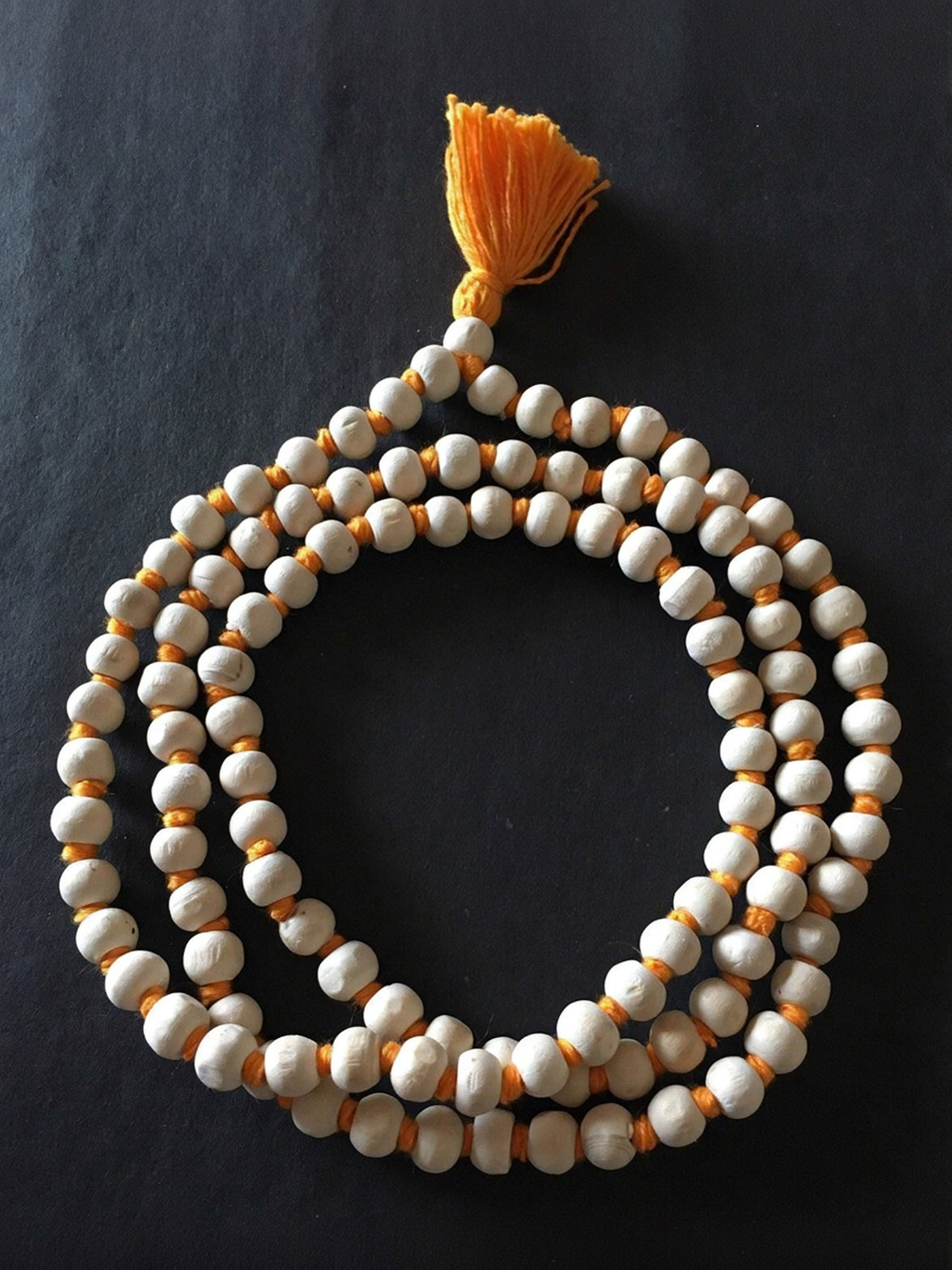 Image of Vivity Original 108 White Beads Tulsi Jaap Mala For Mantra Japa Wood Chain