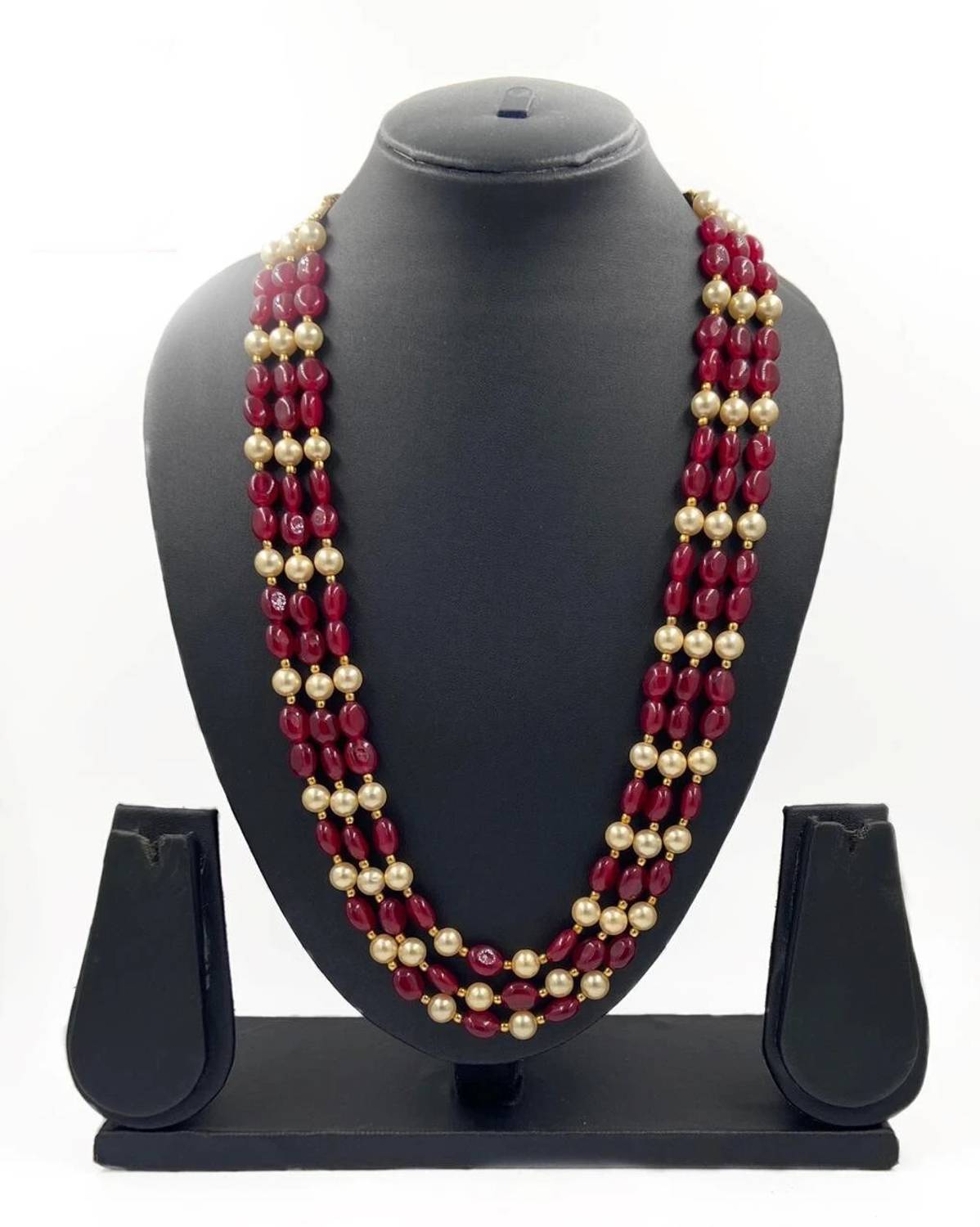 Aamrapali Silver Gems Pink Onyx Stone Choker, Stylish Pink Onyx Stone Choker for Pop of Color Beads, Jade Gold-plated Plated Stone, Alloy Necklace