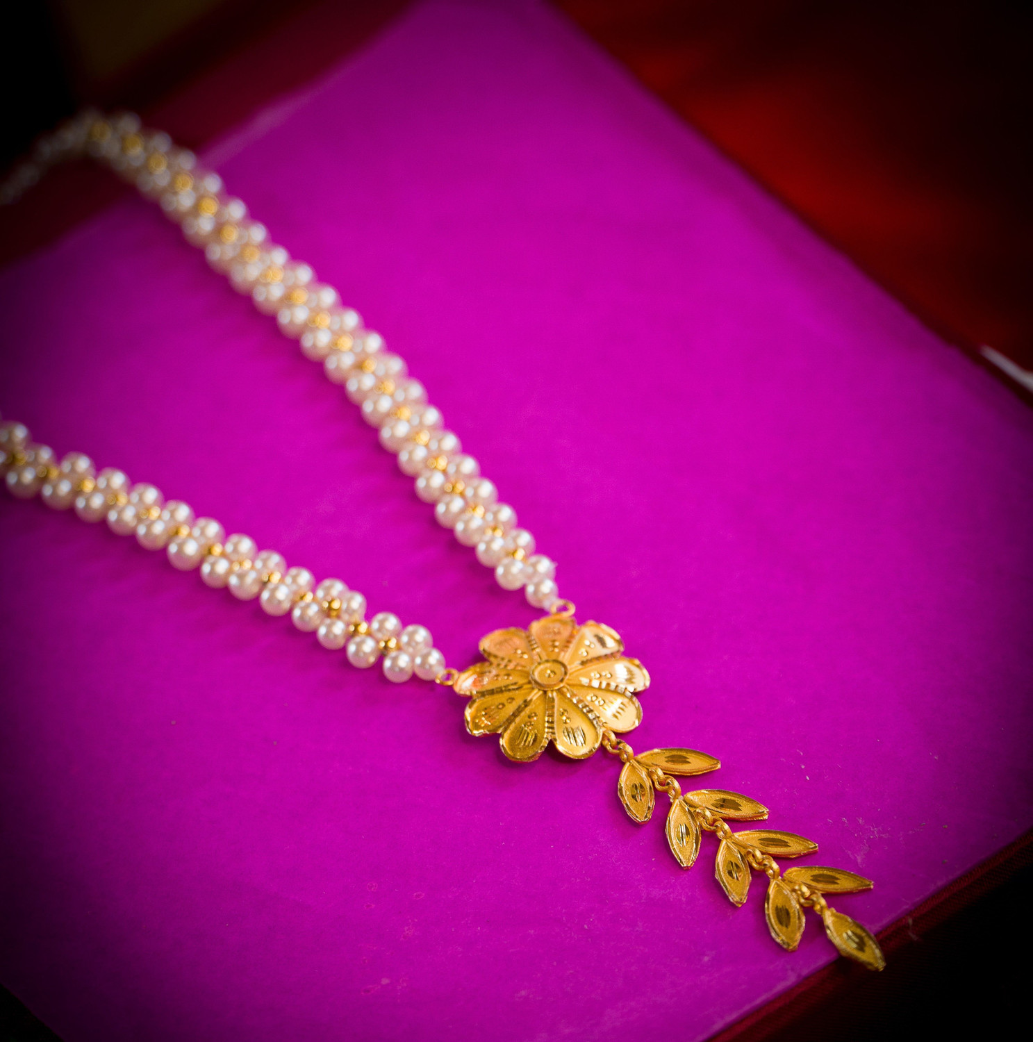 Image of Soumi store pearl short necklace Pearl Gold-plated Plated Copper Necklace