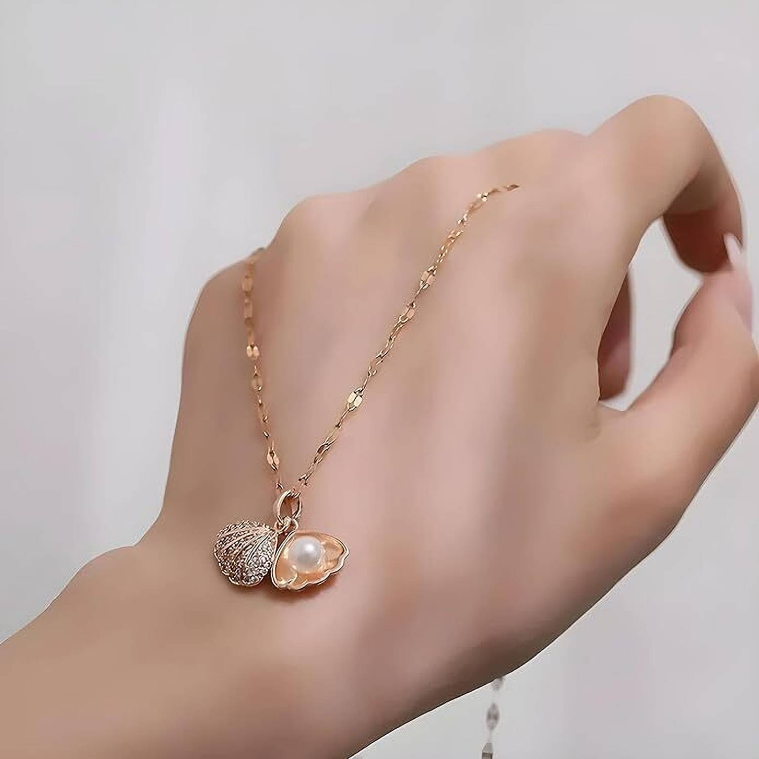 Boho Bloom Pearl Gold-plated Plated Stainless Steel Necklace