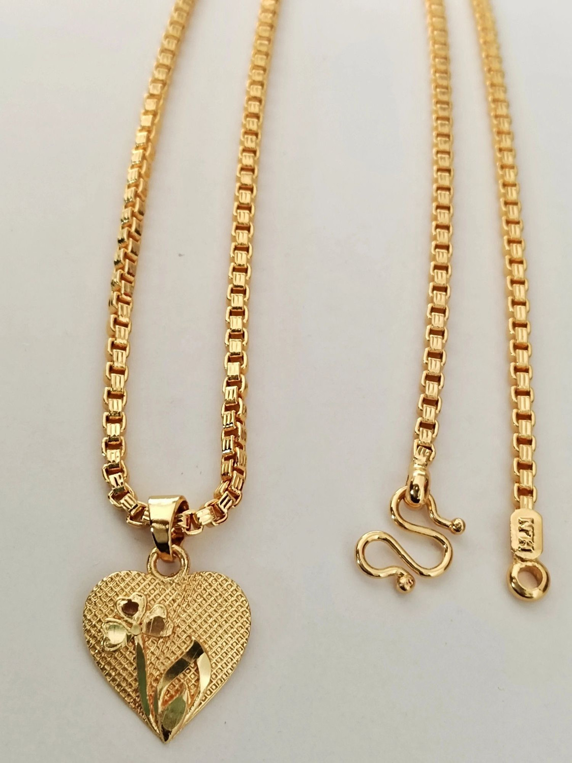 Image of HN JEWELLERY One Gram Gold Box Chain With Heart Pendant For Women Girl 24 Inch Long Necklace Gold-plated Plated Brass Necklace
