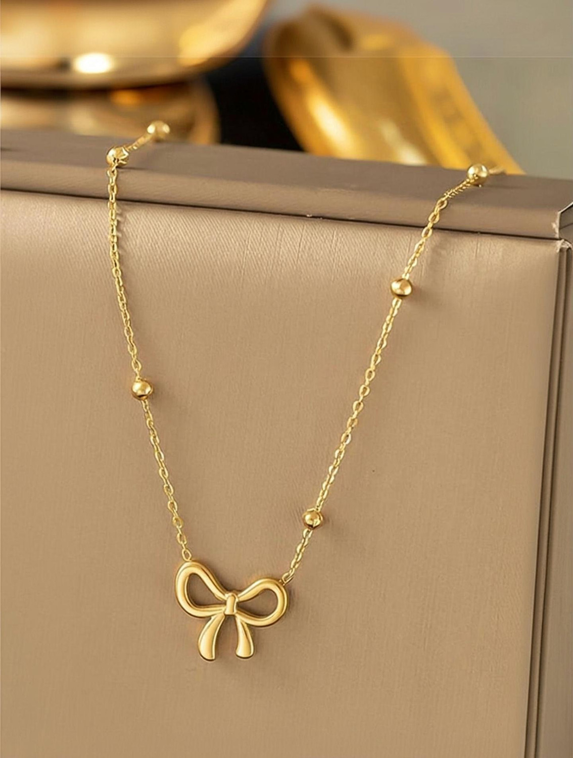 Image of Gleve Gleve Stainless Steel Angle Wing Crystal Gold-plated Plated Brass Chain