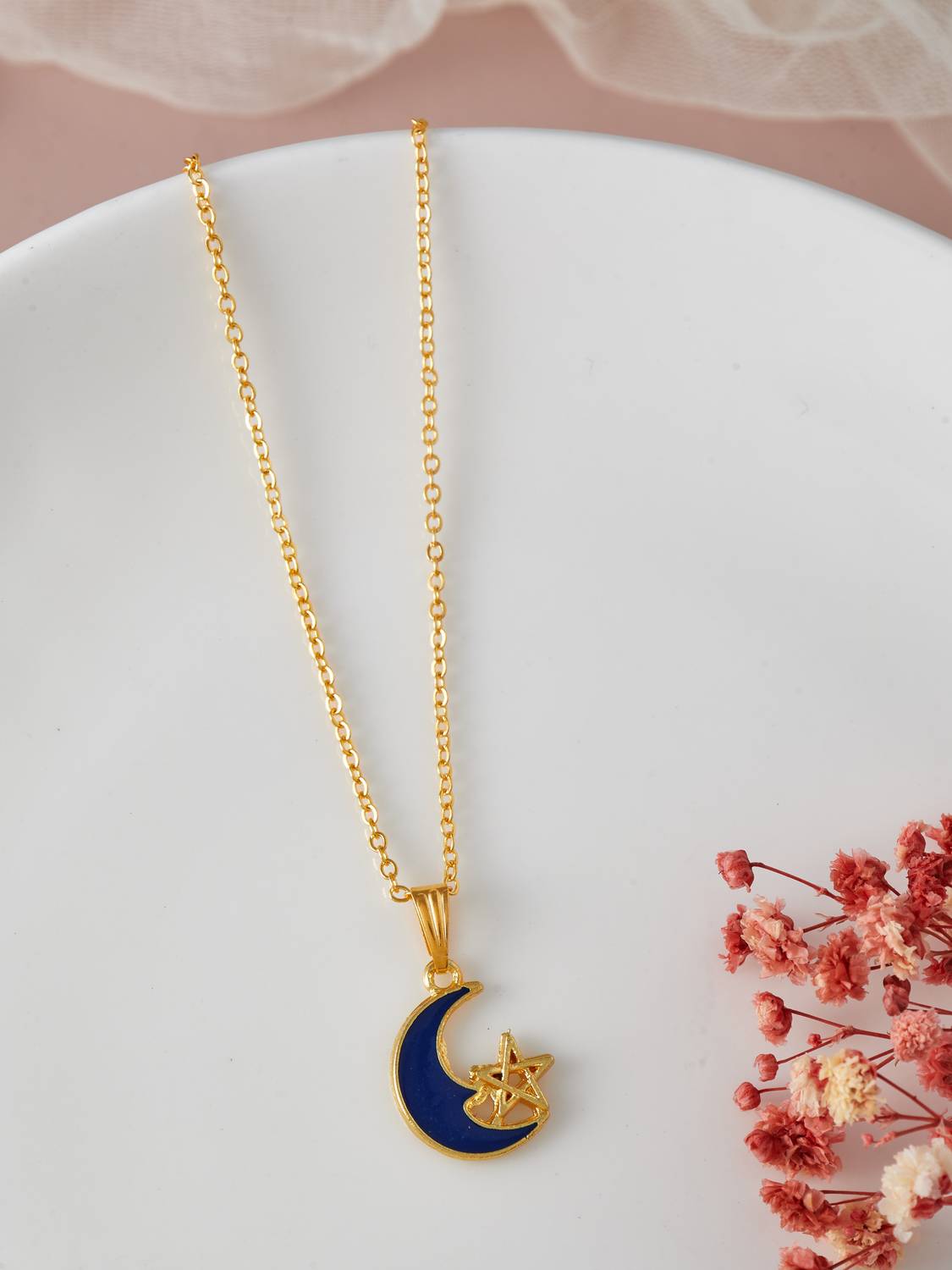 BRANDSOON Brandsoon Fashion Embracing half moon star shape Pendant and chain for Women Gold-plated Plated Brass Chain