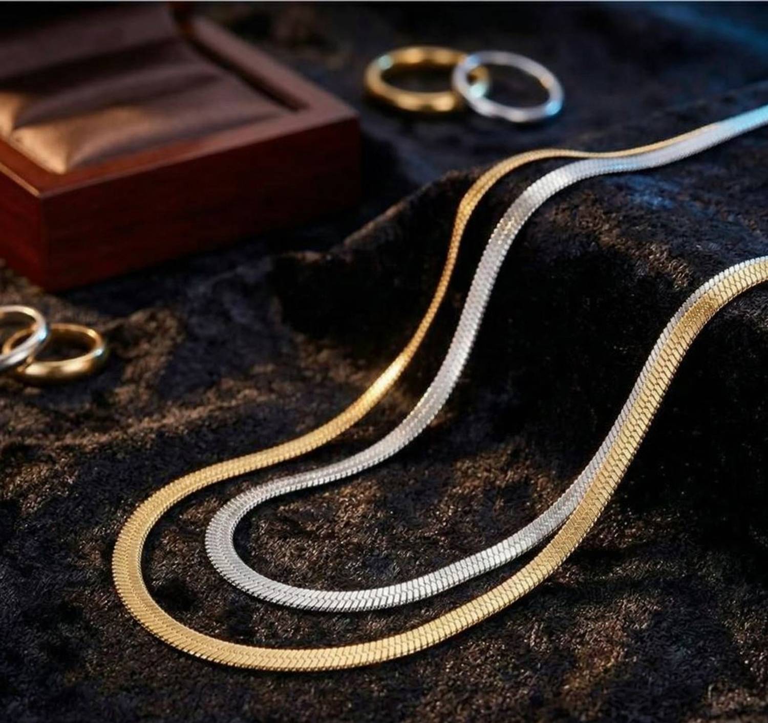 AASTHAS COLLECTIONS Stainless Steel Gold & Silver chain combo for Men and Women, Stainless Steel Chain