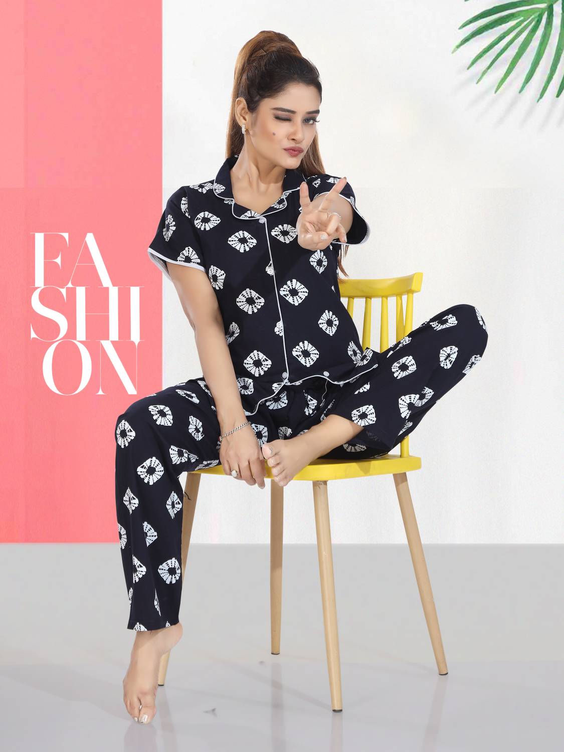 Babesa Women Printed Black Shirt & Pyjama set
