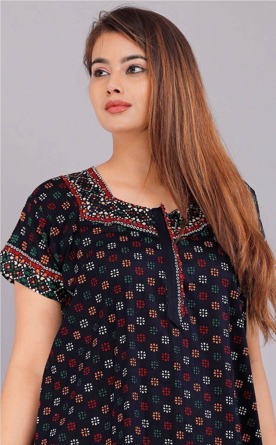 AakarShana Women Nighty