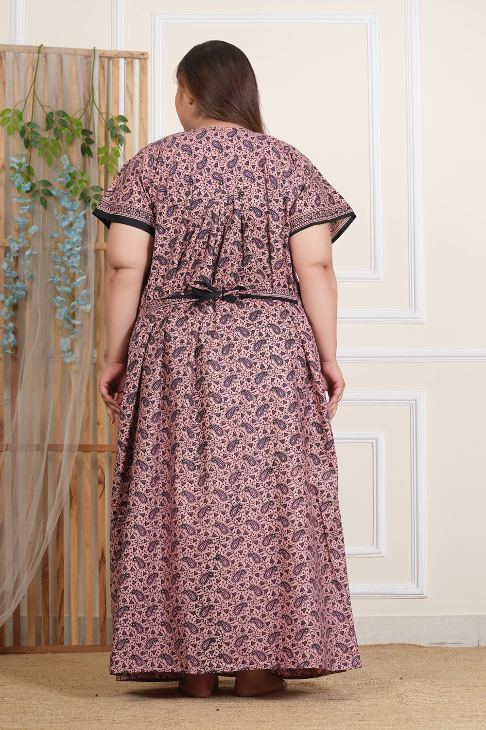 Image of Shalini Fashions Women Robe
