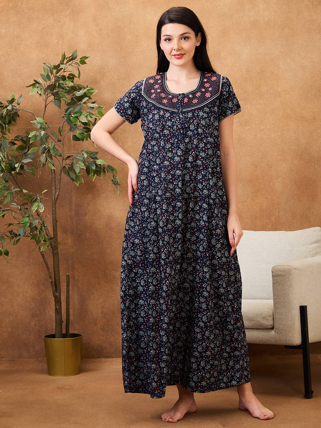 AV2 Women Nighty