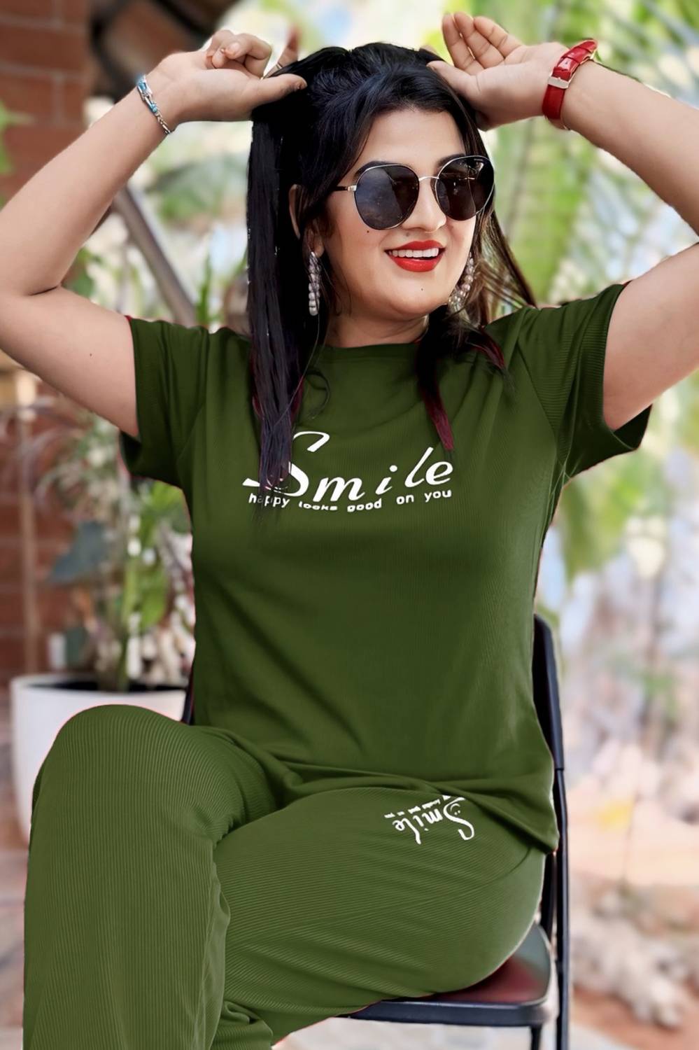 AAI Women Printed Green Night Suit Set