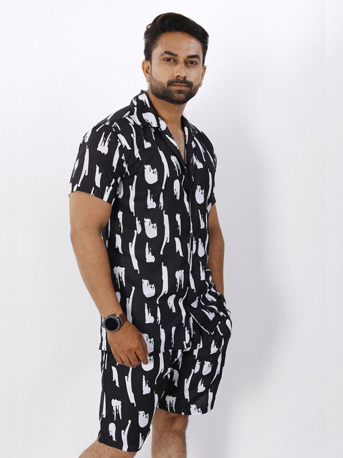 Image of CHEAPSHIRTS Men Printed Black Night Suit Set