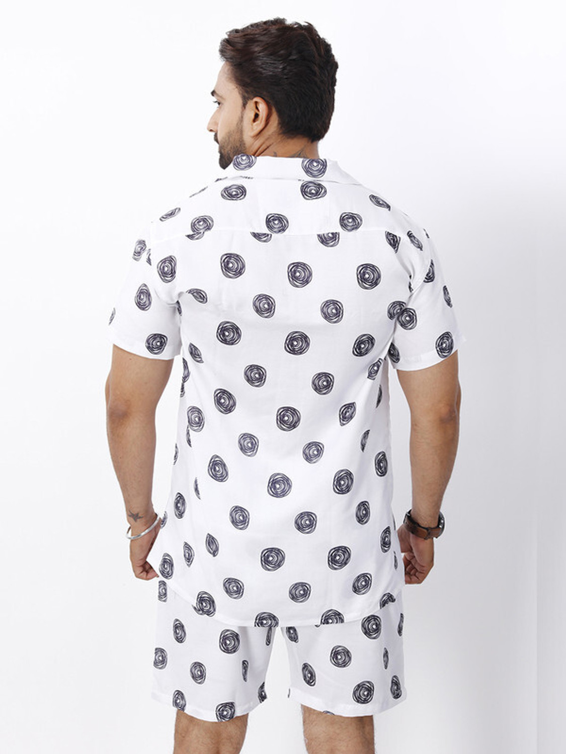 Image of CHEAPSHIRTS Men Printed White Night Suit Set