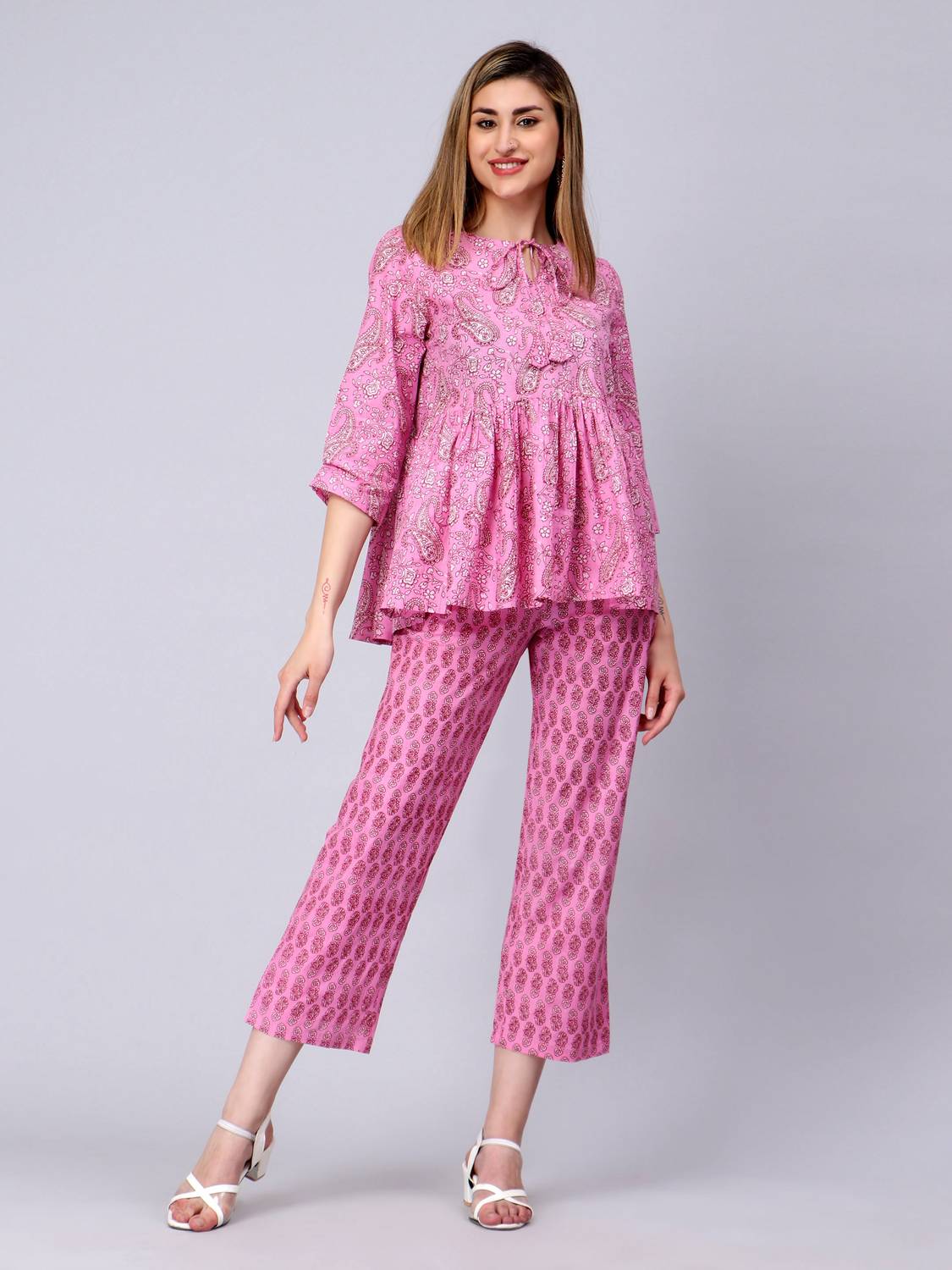CELEBRAVO Women Night Suit Set Pink Floral Print