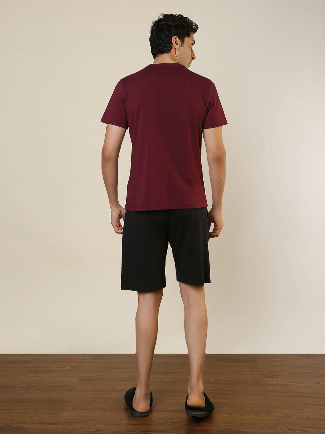 Image of SLEEPZ BY RAYMOND Men Printed Maroon, Black Night Suit Set