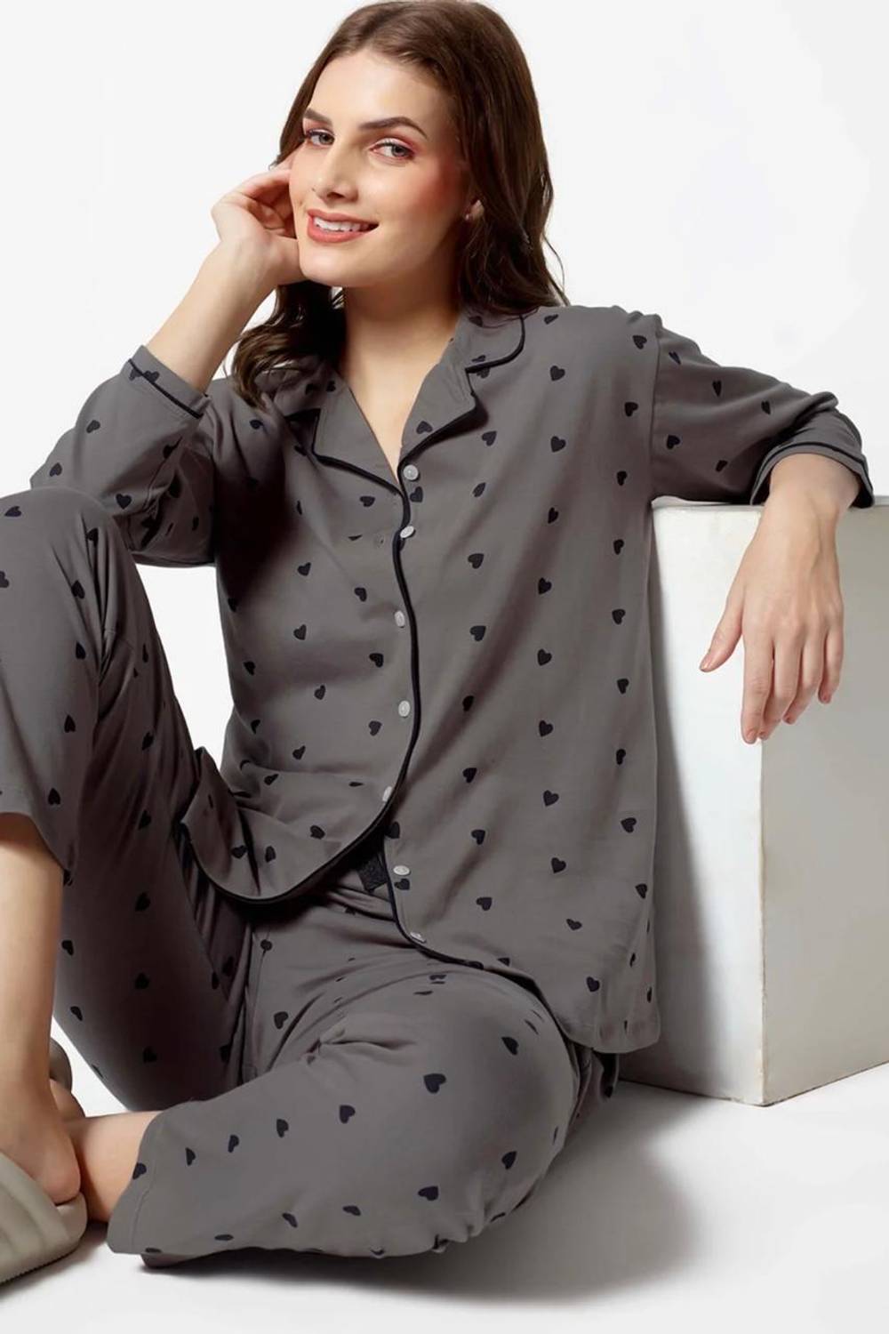 ALLEN WEAVE Women Printed Grey Shirt & Pyjama set