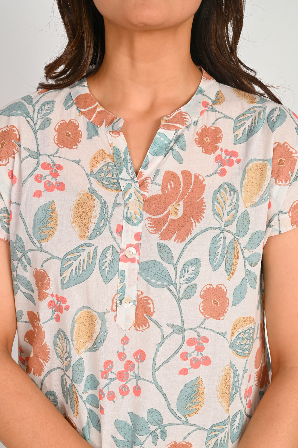 Image of Vinny's Creation Women Printed White Night Suit Set