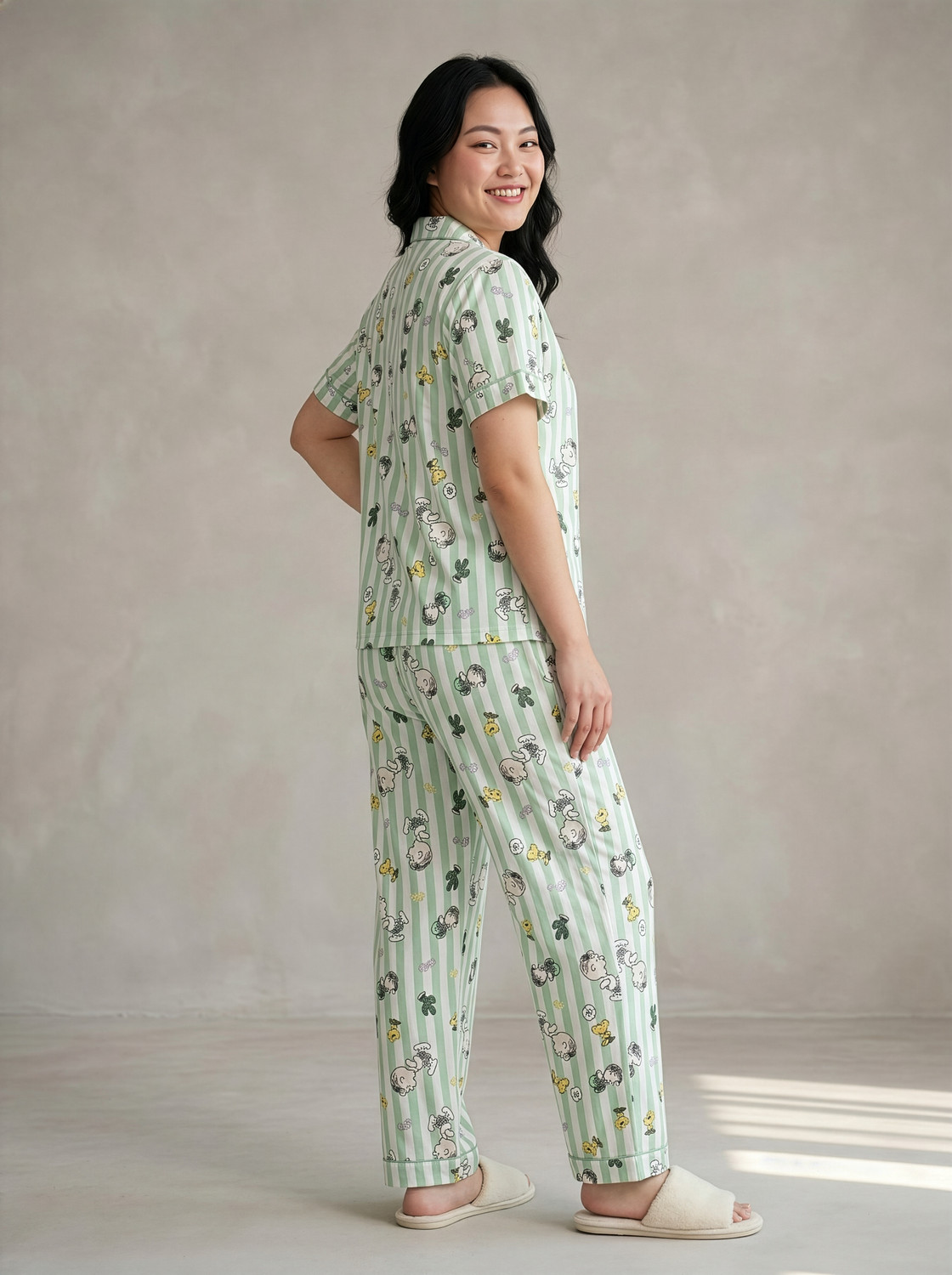 Image of Lugo Women Printed Green Night Suit Set