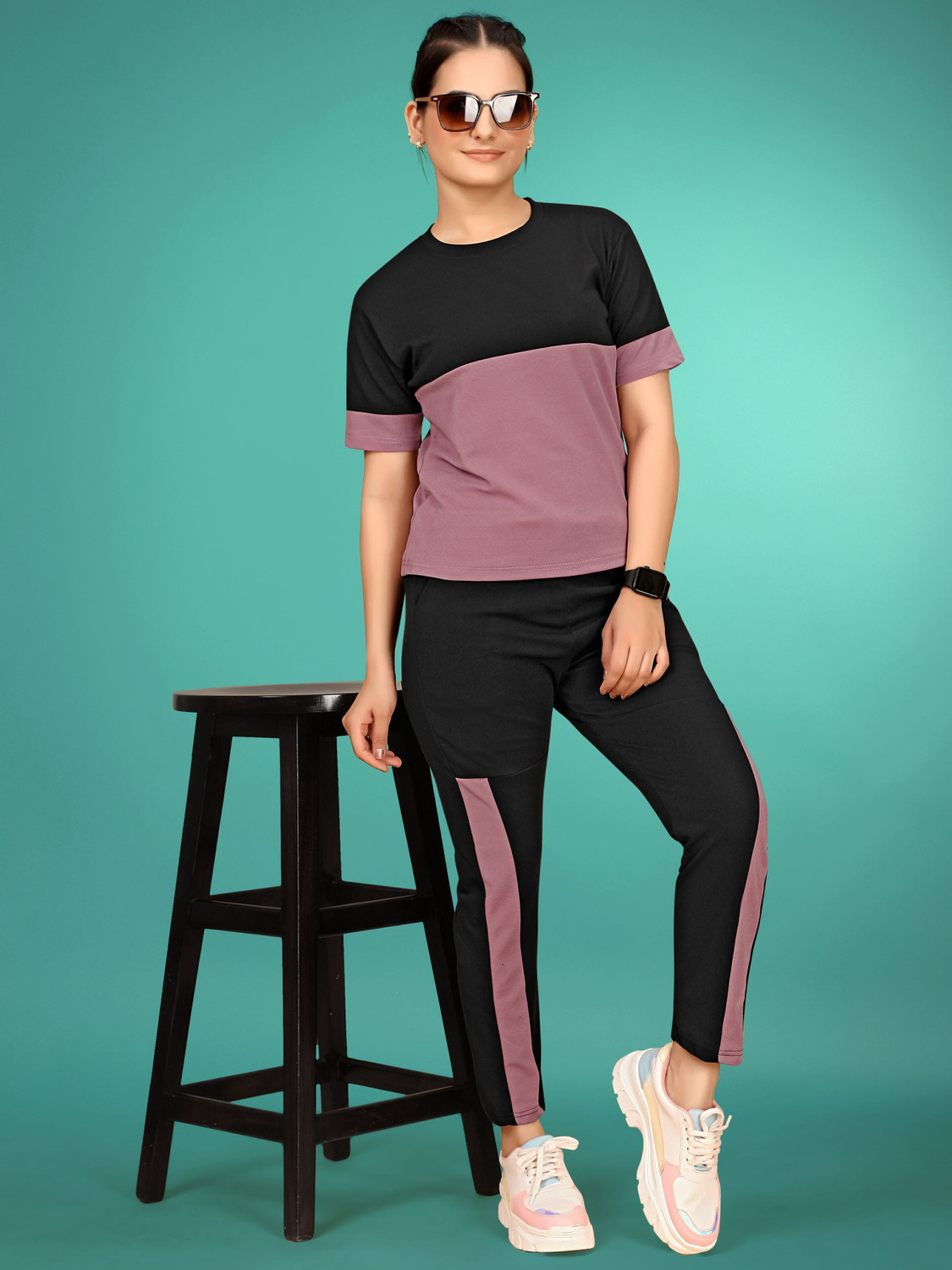 Image of SAKARMAA Women Colorblock Purple, Black Top & Pyjama Set
