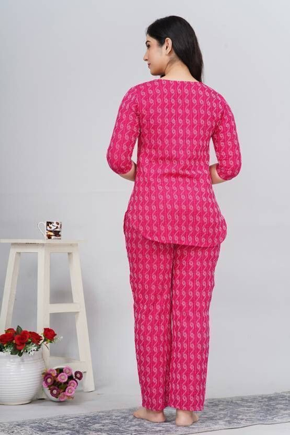Image of MAMTA TEXTILE Women Printed Pink Night Suit Set