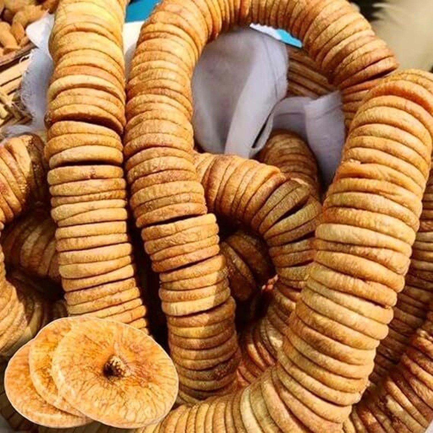 Image of Afgani Farm Dried Anjeer | Rich in Antioxidants | for Weight Loss | Healthy Snack Figs