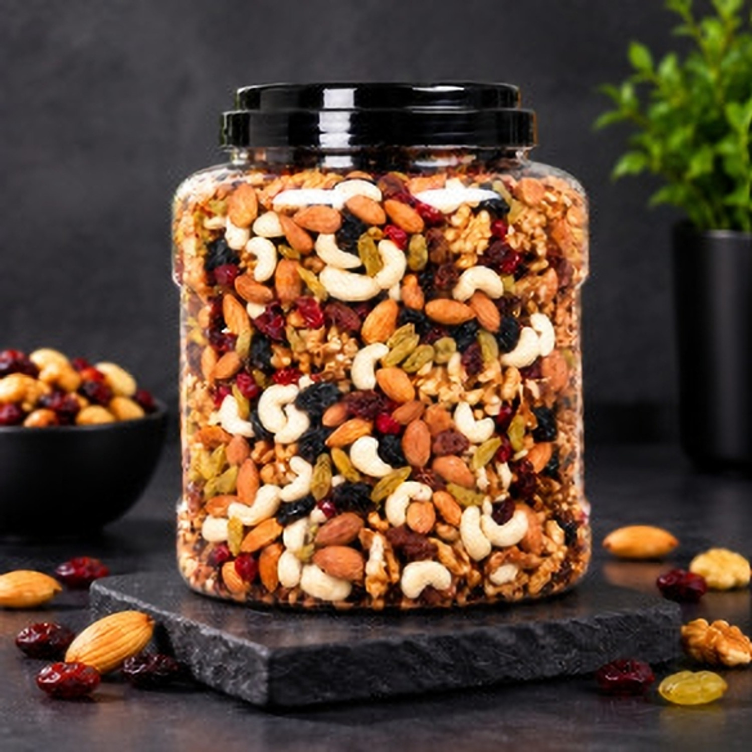Image of Mahira Hub Premium Mixed Dry Fruits Almonds, Apricots, Cashews, Dates, Pistachios, Raisins, Walnuts (1 x 1 kg)