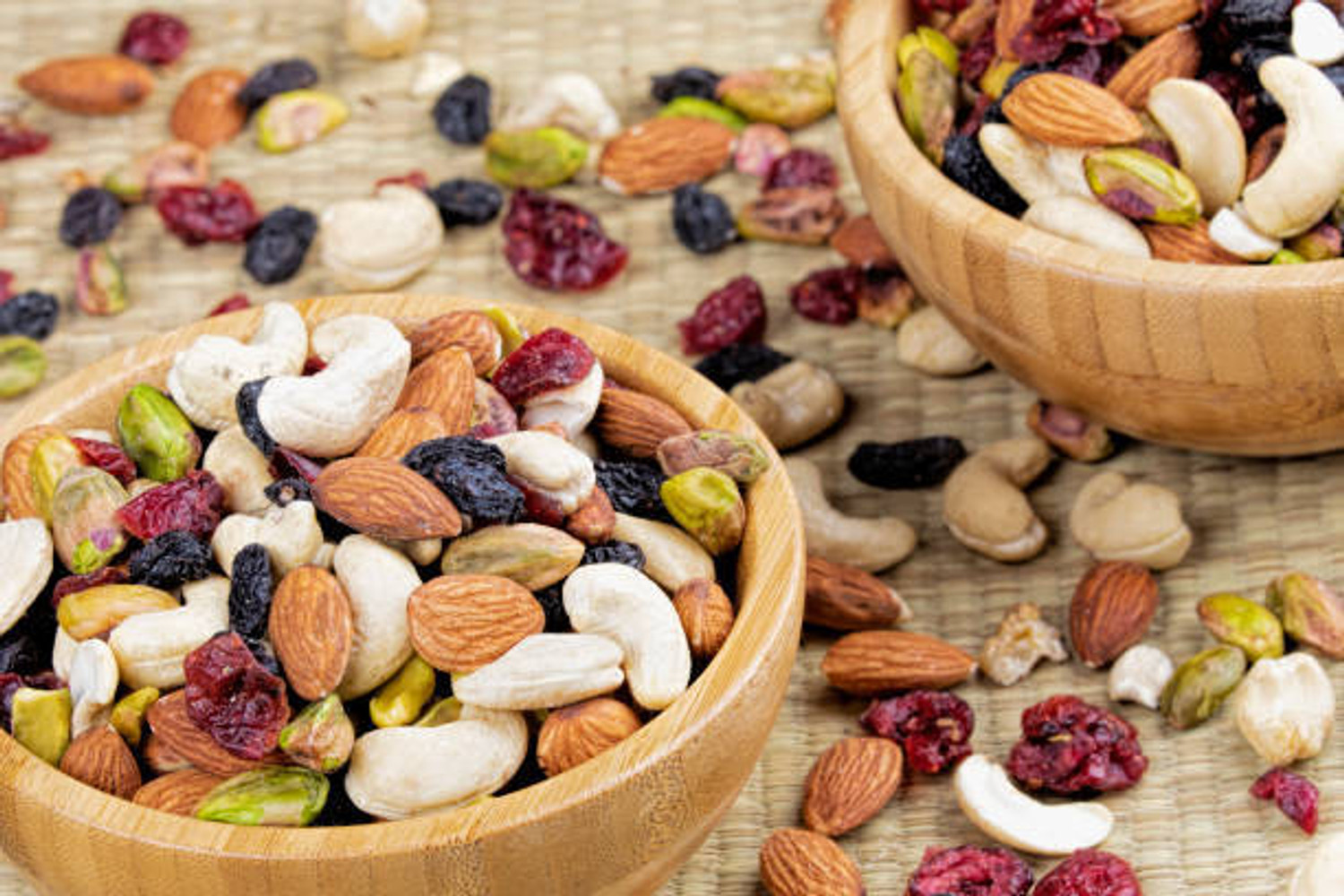 Image of Fresh N Organic Dry fruits mix & Trail Mix Amla, Apricots, Assorted Seeds & Nuts, Dates, Dry Dates, Gooseberry, Kiwi, Orange, Papaya, Raisins