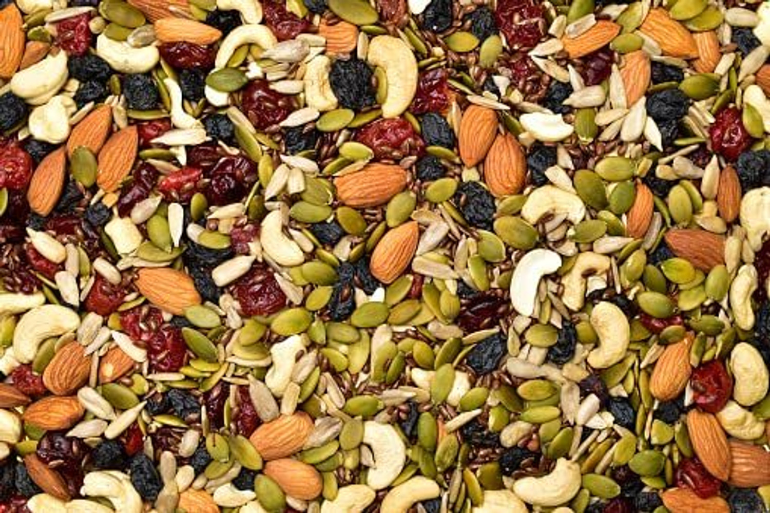Image of CHATOKDE 100% Natural and Premium Healthy Trail Mix Dry fruits & Seeds 900g Assorted Seeds & Nuts (1 x 900 g)