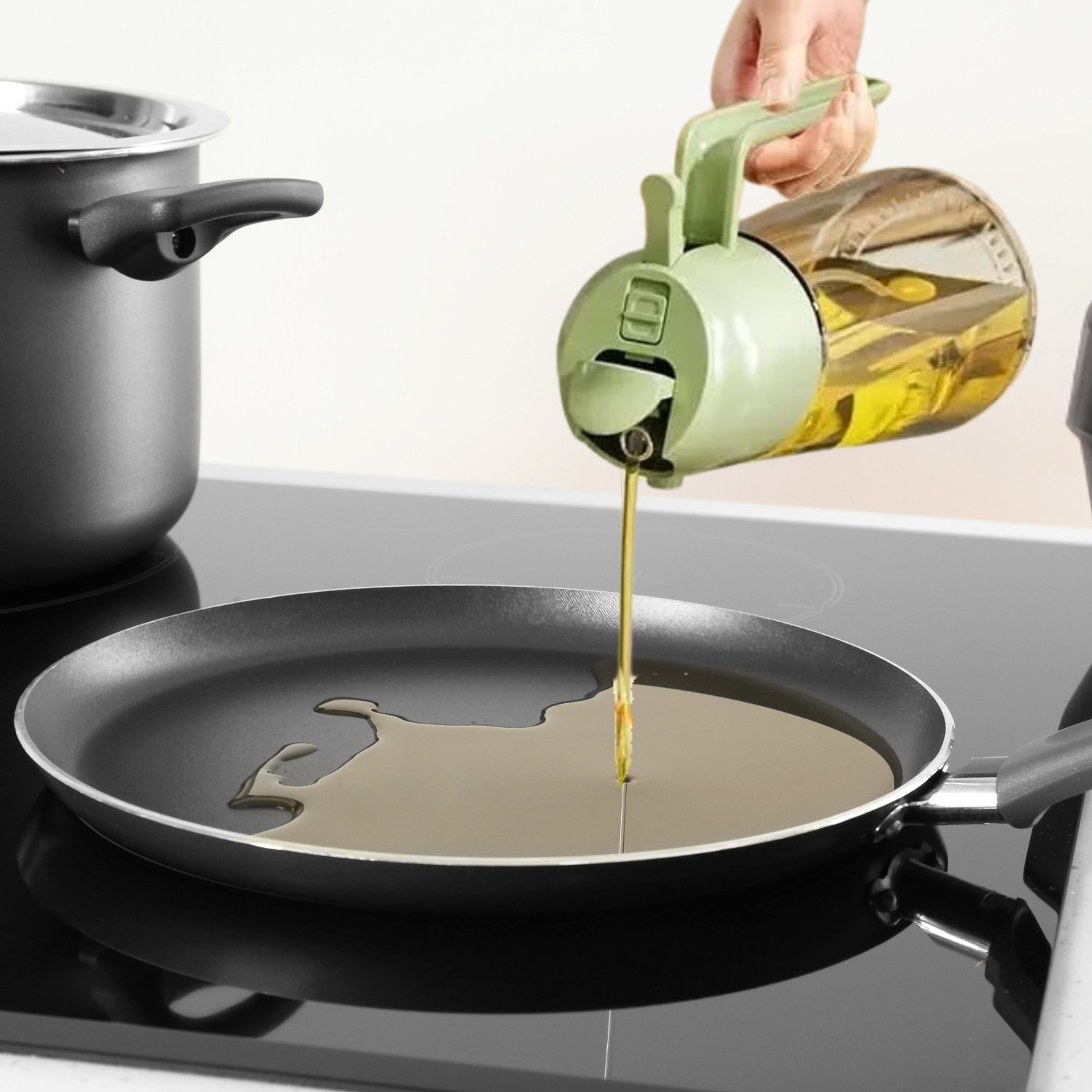 Image of GATHA SALES 550 ml Cooking Oil Sprayer