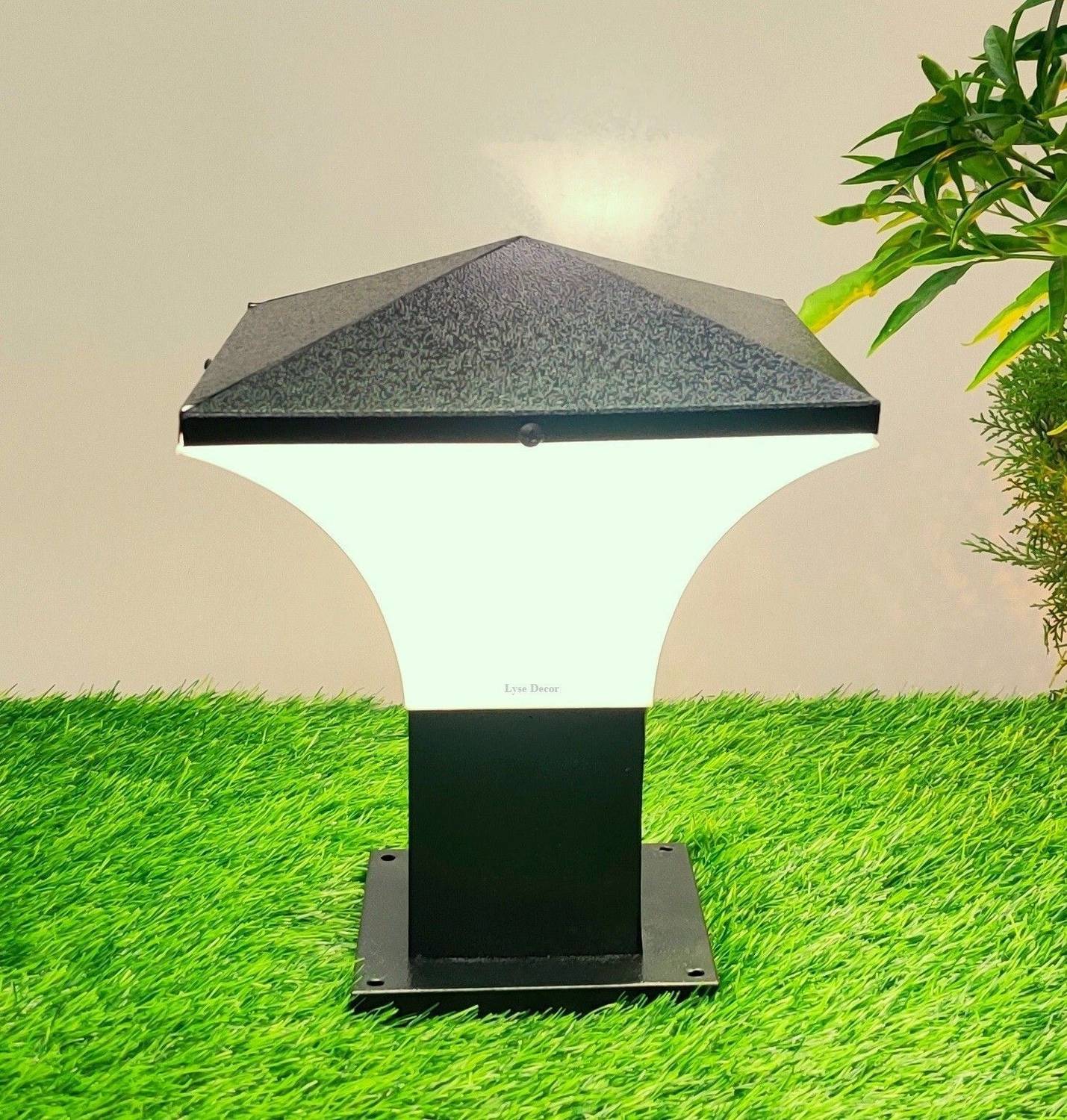 Brightlyt GL01_sqr Gate Light Outdoor Lamp