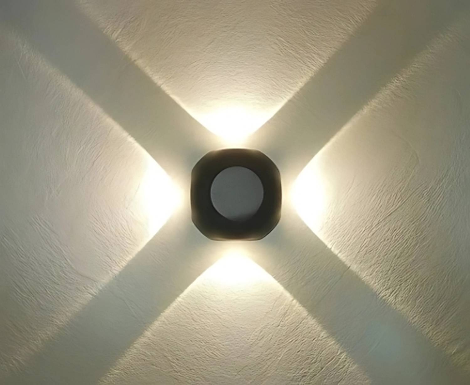 Piano WARM WHITE FOUR WAY LIGHT Post Light Outdoor Lamp (Yellow)