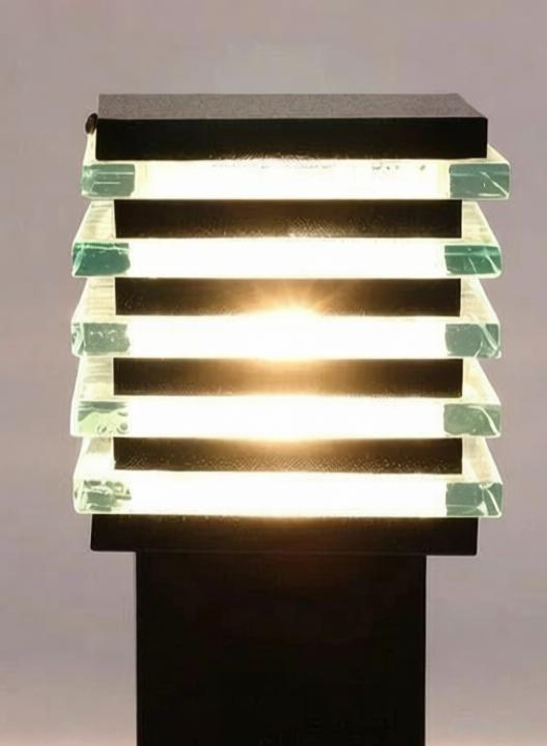 Image of Areezo ARGL01 Gate Light Outdoor Lamp