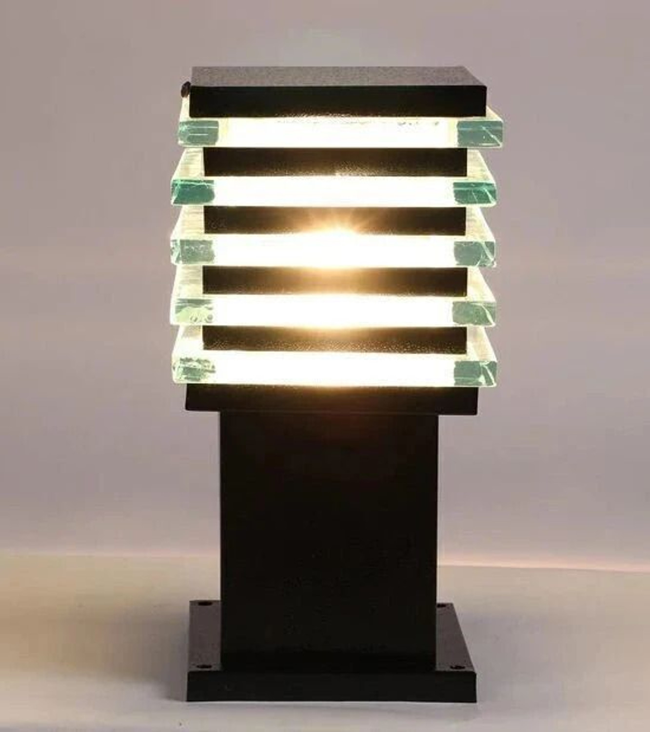 Image of Areezo ARGL01 Gate Light Outdoor Lamp