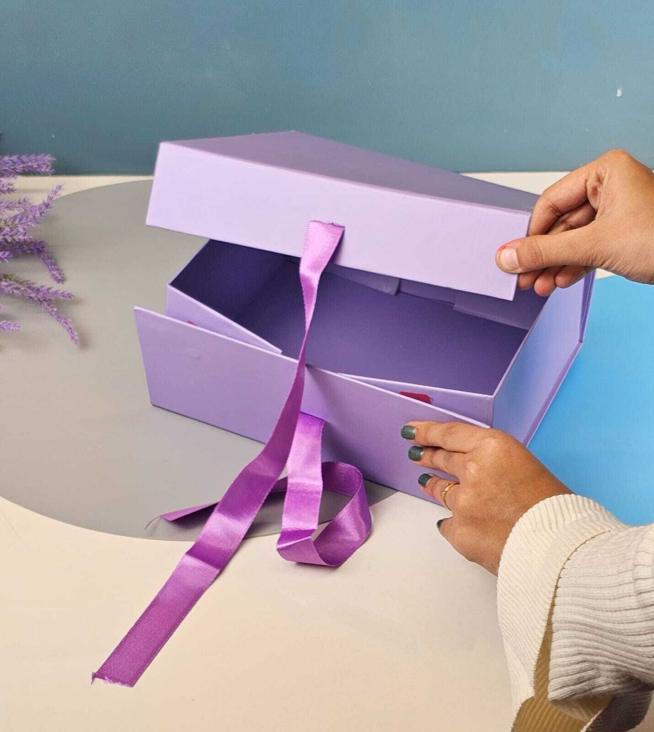 Image of prajna Solid Party Box
