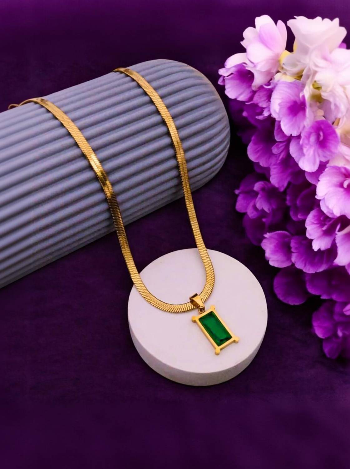 AjaraGems Anti Tarnish Locket Gold-plated Stainless Steel Pendant