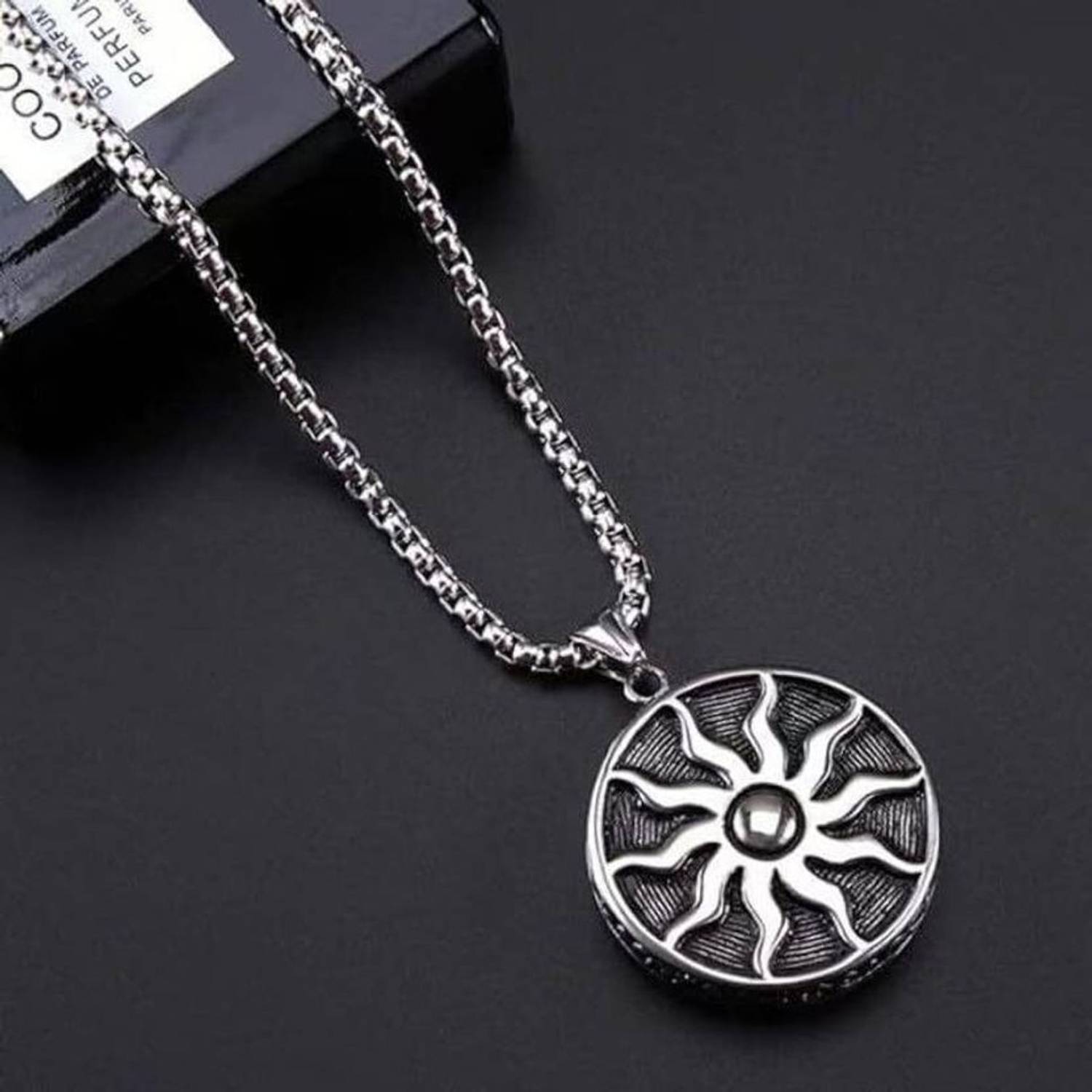Kazare Pendant for Men - Image 3