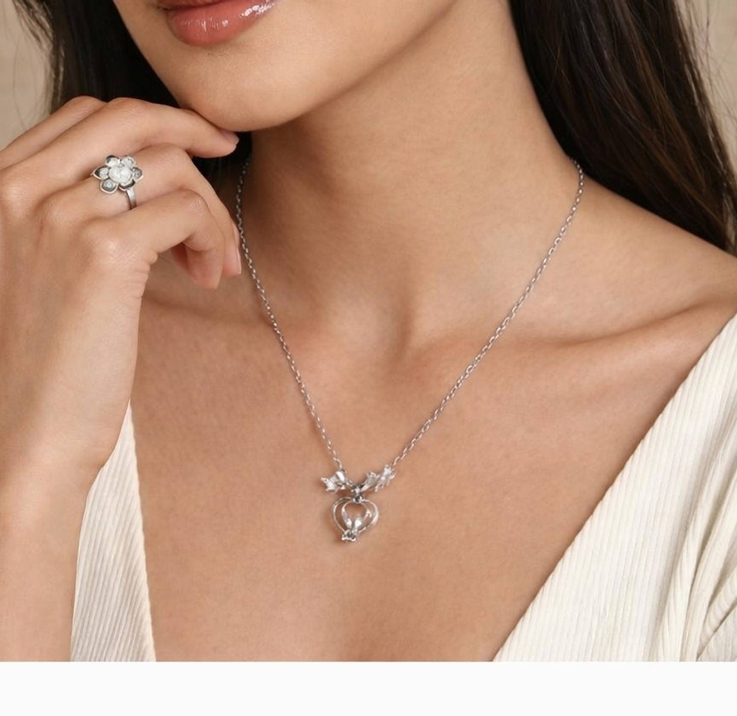 indiyana fashion Pearl Metal Pendant White - Image 2