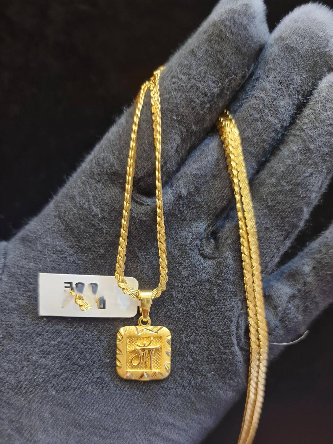 AnshEnterprises 1 gram gold women Mother Love Locket Unic chain Gold-plated Crystal Brass Locket