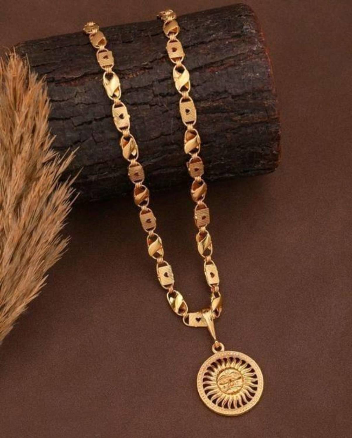 Aviate Gold-plated Diamond Alloy Pendant Set