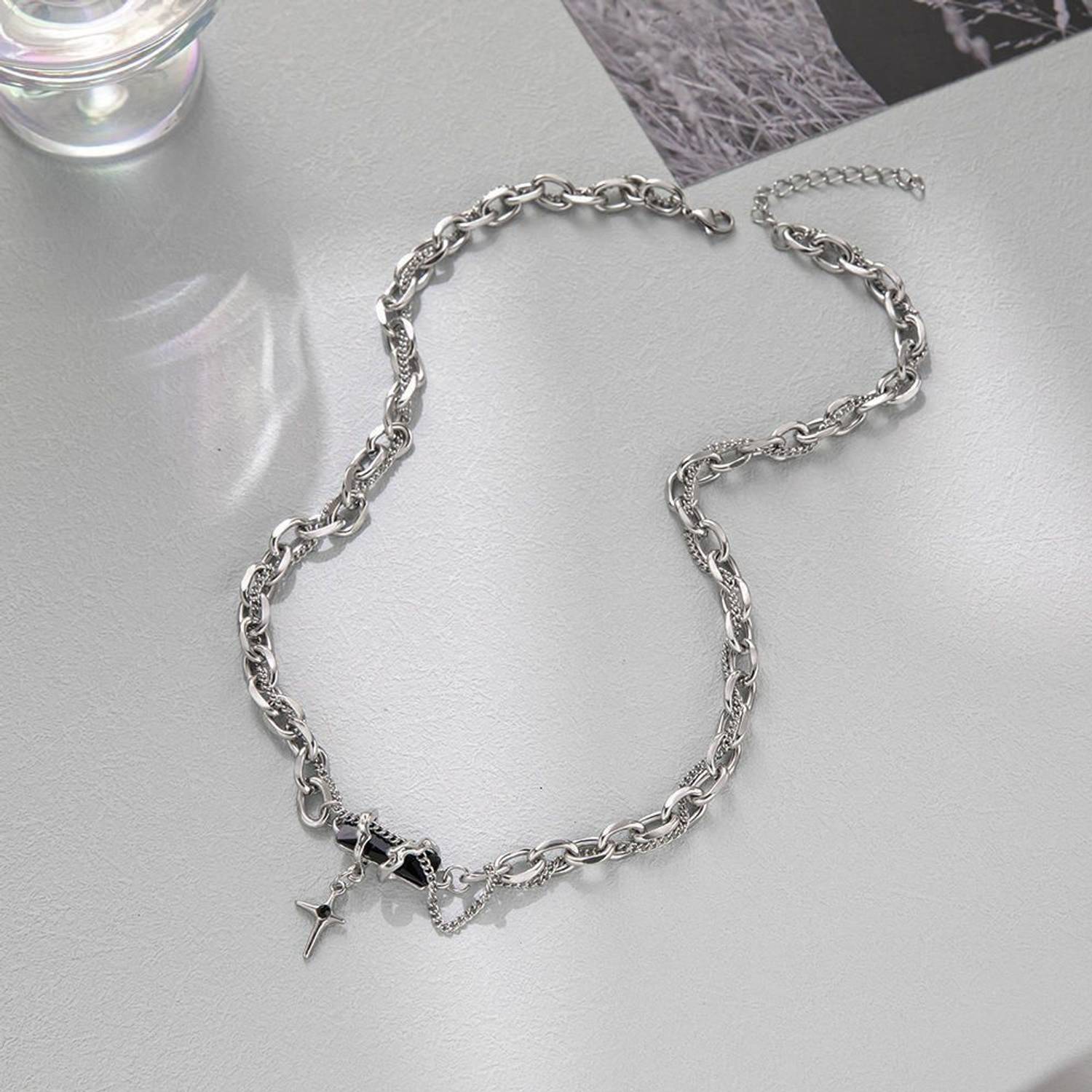 Kazare Women's Rhodium Alloy Pendant Chain - Image 3