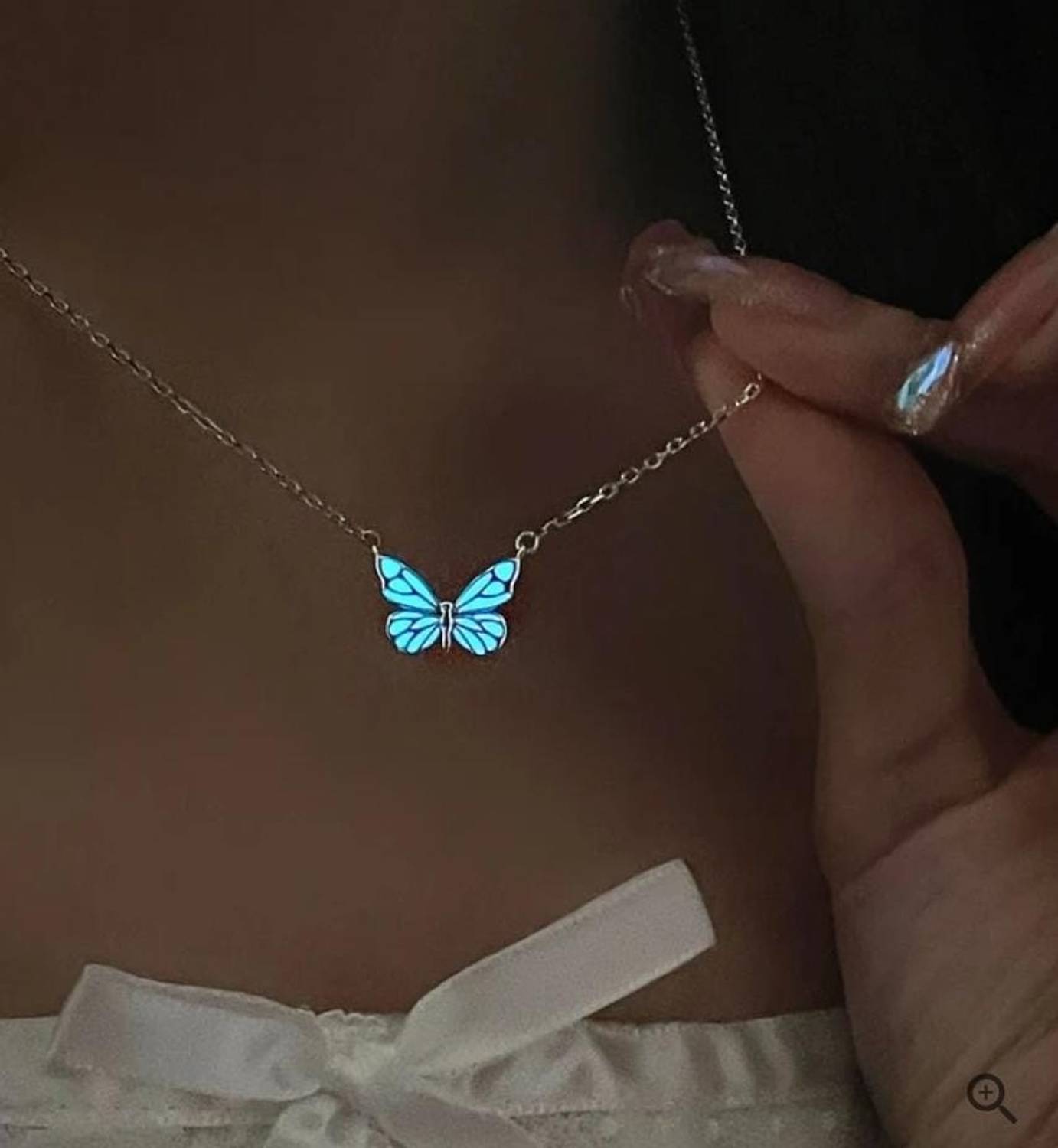 CRAZYKUDI Butterfly Glow Pendant Necklace - Image 5