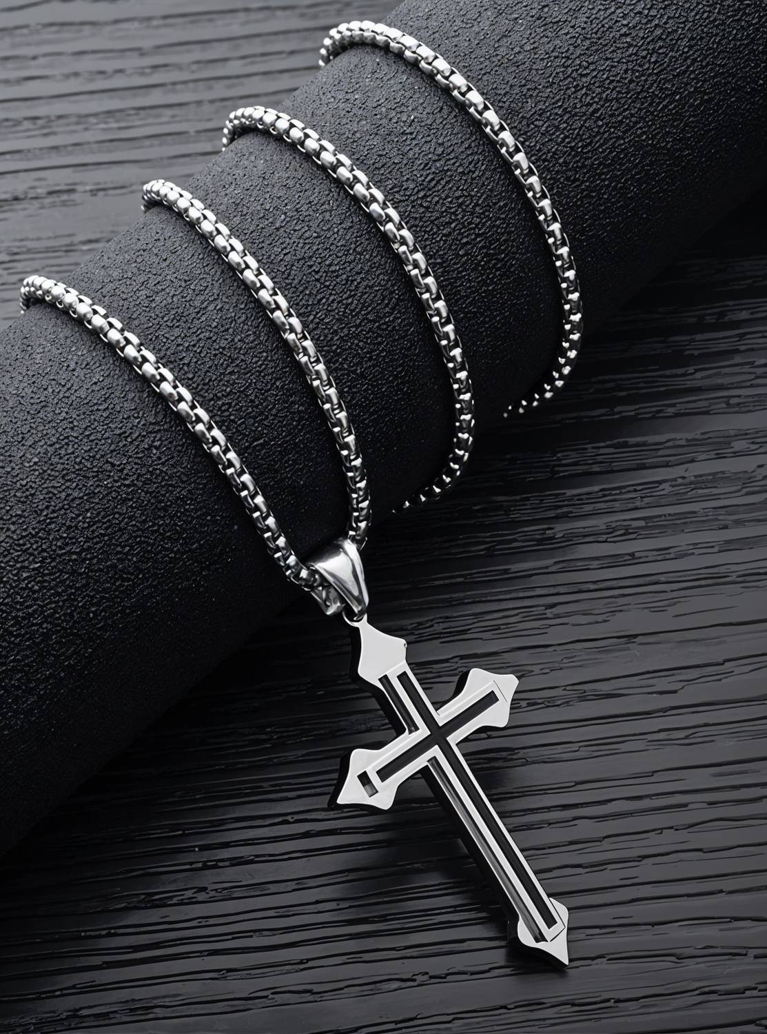 RAPPERSSHOP Stainless Steel Jesus Cross Pendant with Box Chain