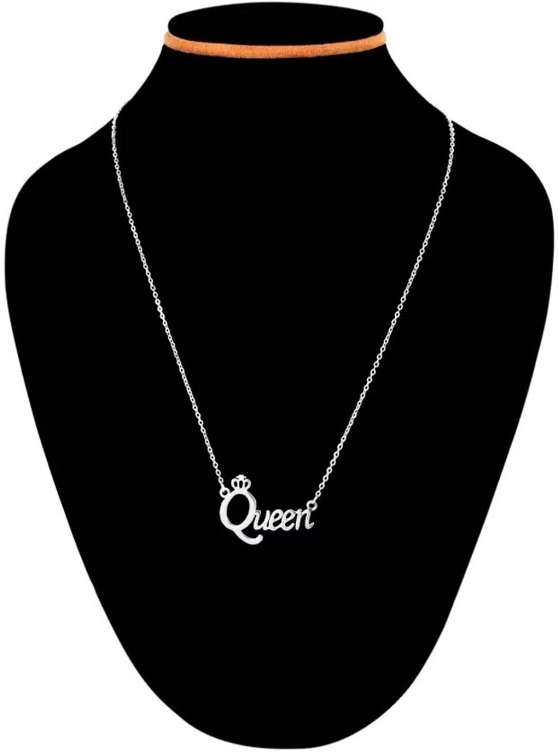 Daulo Best Quality Unique Stylish Queen Name Pendant for Girl and
