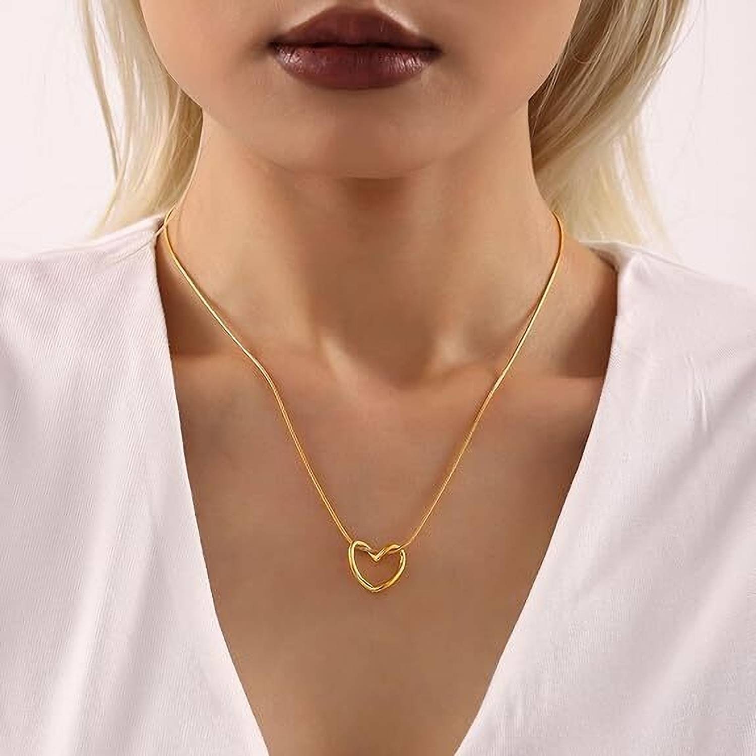 BHAVIKADECOR Heart Pendant Necklace Gold - Image 3