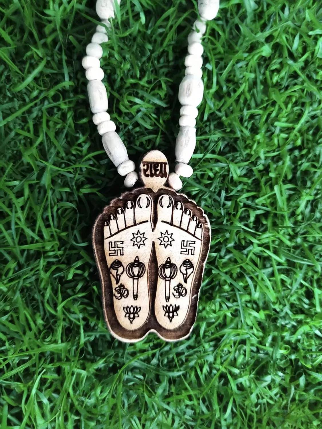 ANVIKA Shri Radha Rani Charan (Foot) Kanthi Mala For Tulsi Wood Locket Set Wood